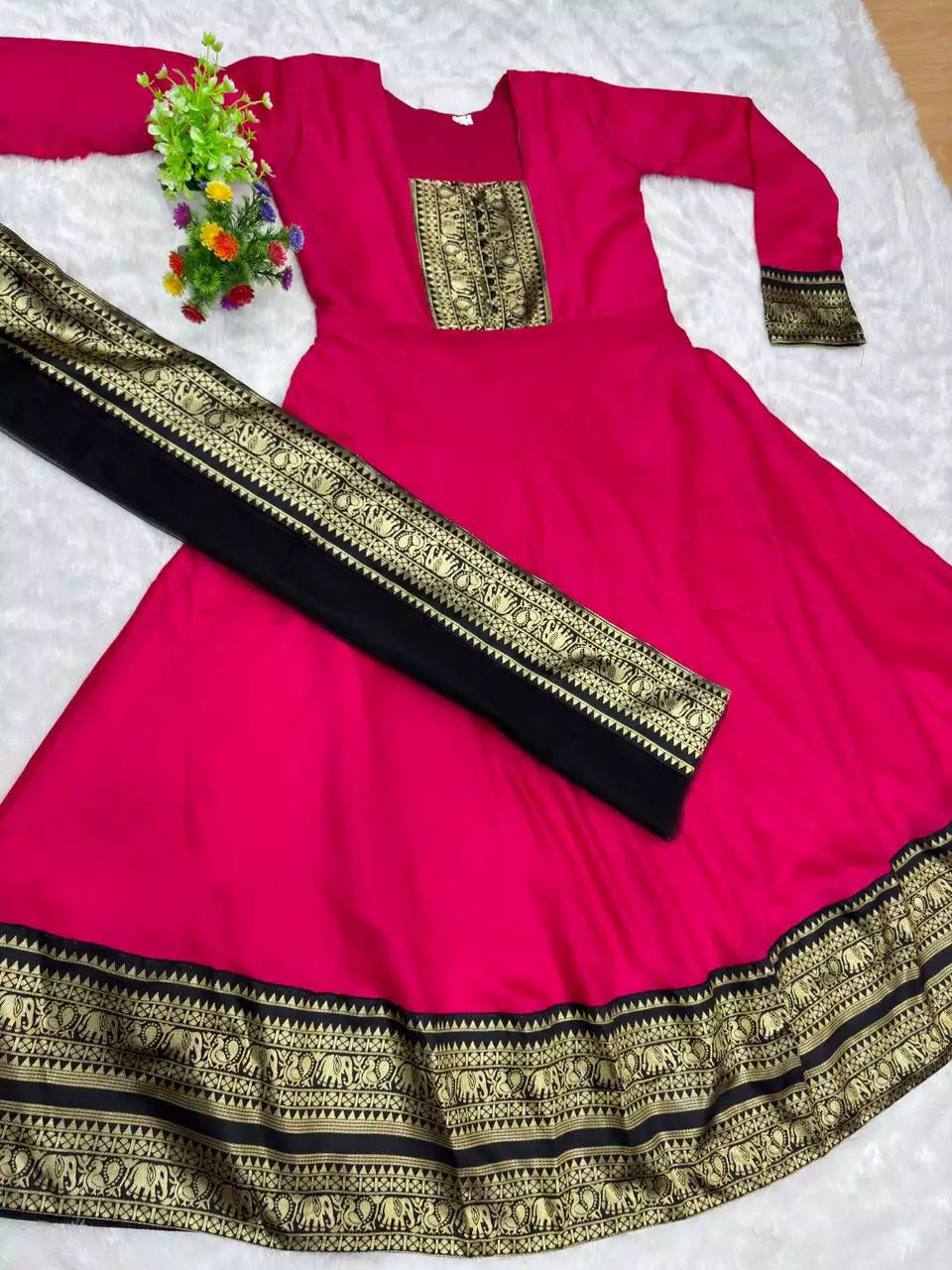 Pink Vichitra Maxi Kurti with Jacquard Border Dupatta