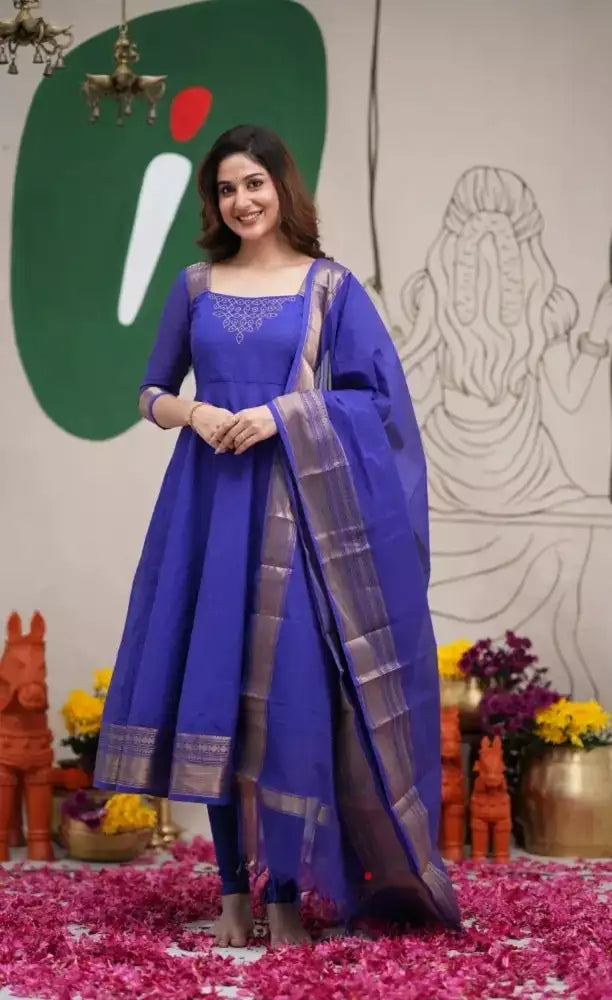 Jacquard Silk Embroidered Maxi Kurti with Dupatta