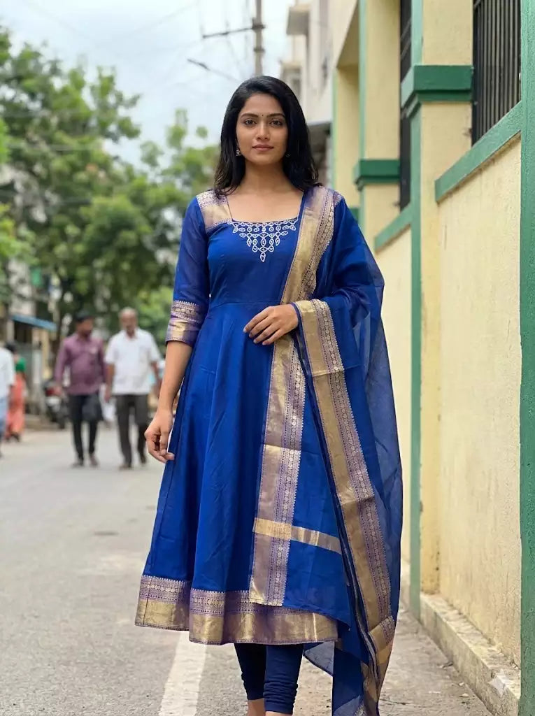 Jacquard Silk Embroidered Maxi Kurti with Dupatta