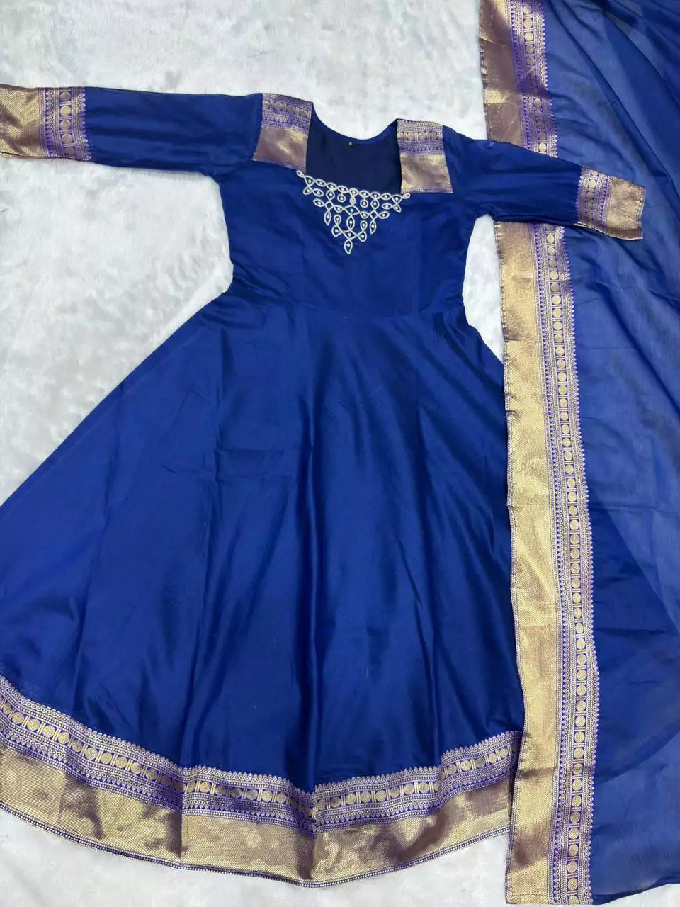 Jacquard Silk Embroidered Maxi Kurti with Dupatta