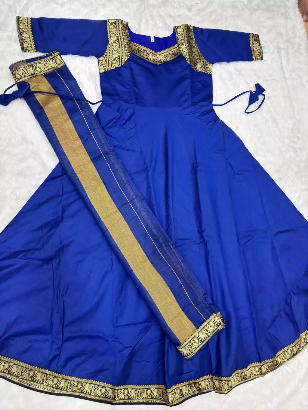 Cotton Jacquard Lace Maxi Kurti with Dupatta