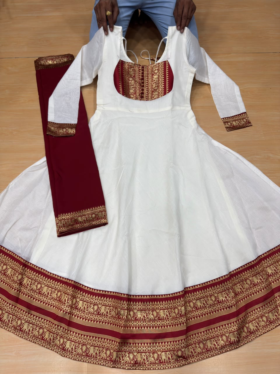 Cotton Chanderi Maxi Kurti with Jacquard Border Dupatta