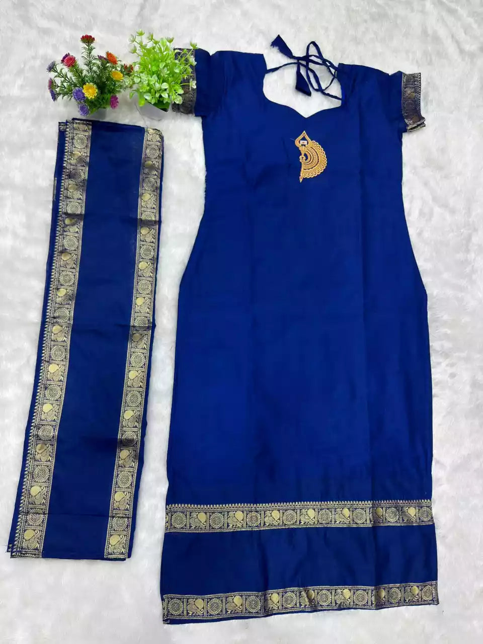 Chettinad Cotton Vel Symbol Embroidered Kurti with Dupatta